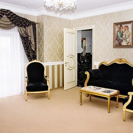 Boutique Spa Casino Hotel Lybid Plaza Khmelnytskyi Exterior photo