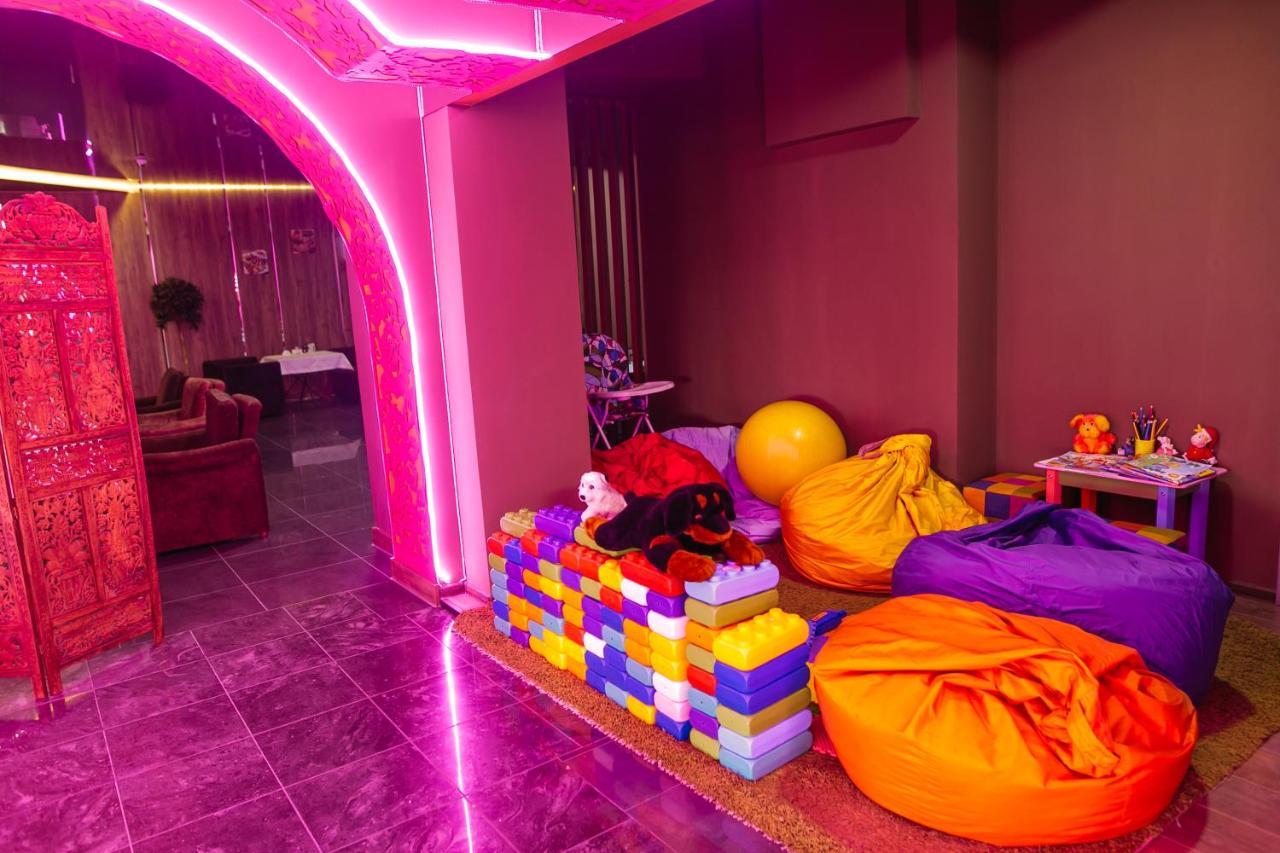 Boutique Spa Casino Hotel Lybid Plaza Khmelnytskyi Exterior photo