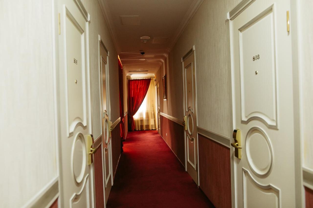 Boutique Spa Casino Hotel Lybid Plaza Khmelnytskyi Exterior photo