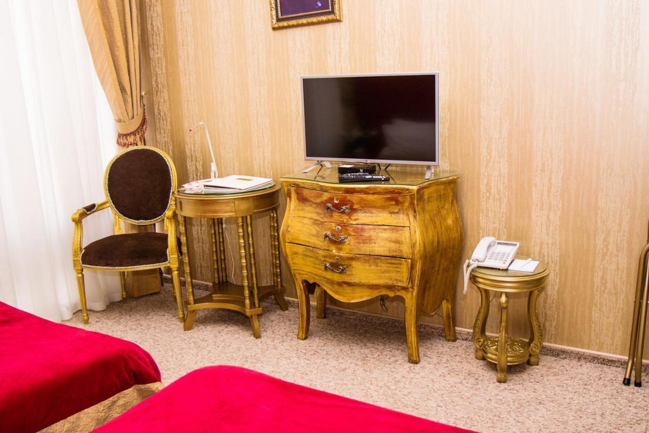 Boutique Spa Casino Hotel Lybid Plaza Khmelnytskyi Exterior photo