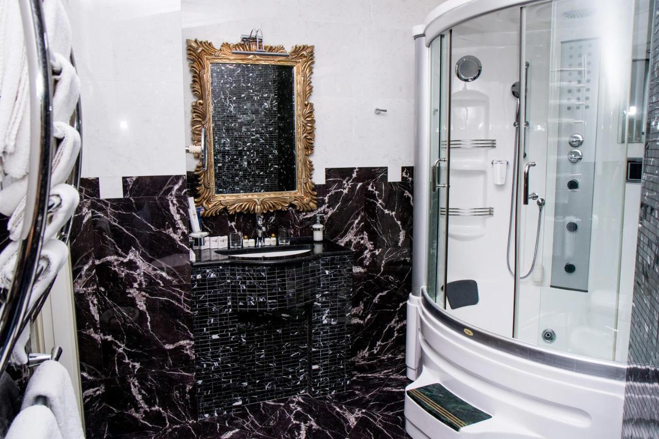 Boutique Spa Casino Hotel Lybid Plaza Khmelnytskyi Exterior photo